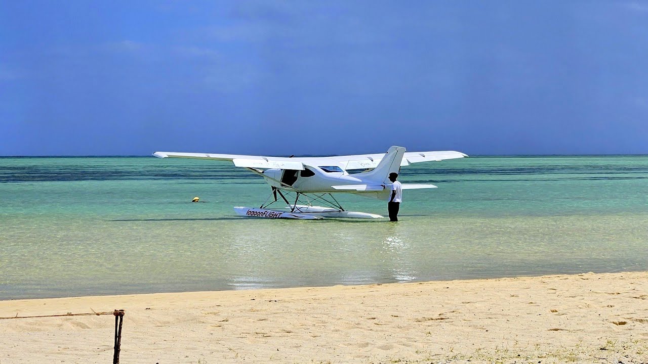 MAURITIUS - LOT NAD PODWODNYMI WODOSPADAMI z lagoonFlight