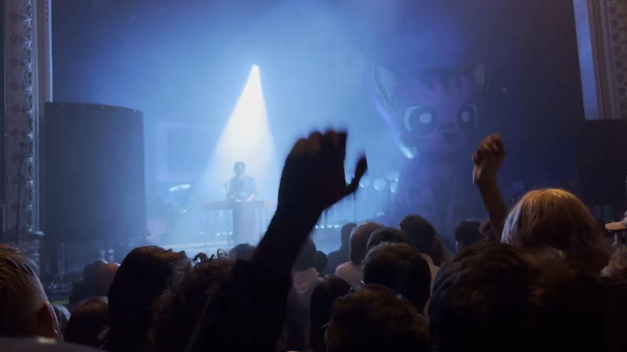 Porter Robinson - 