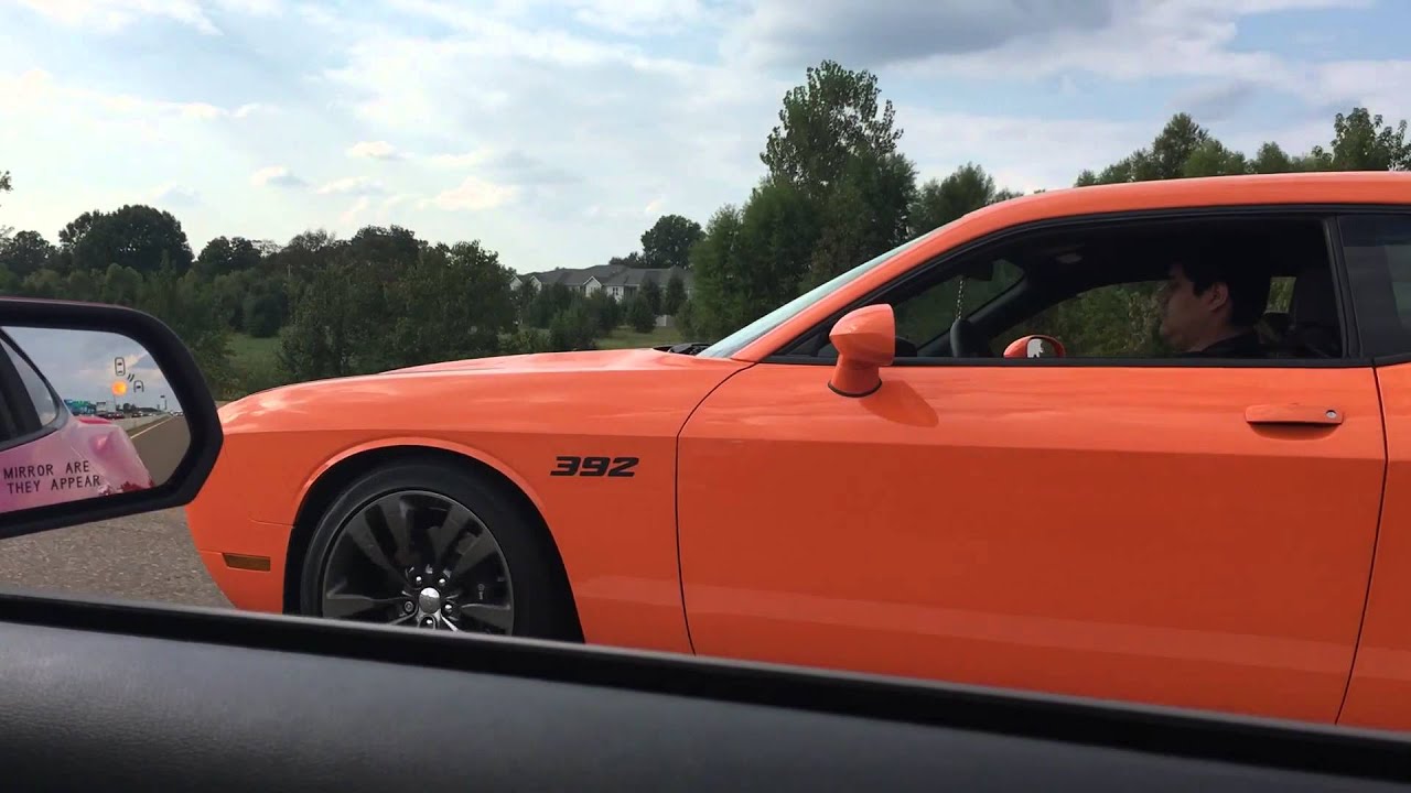 2015 Mustang 5.0 Vs 2014 Challenger SRT 392