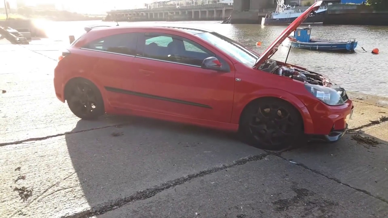 440hp astra VXR racing