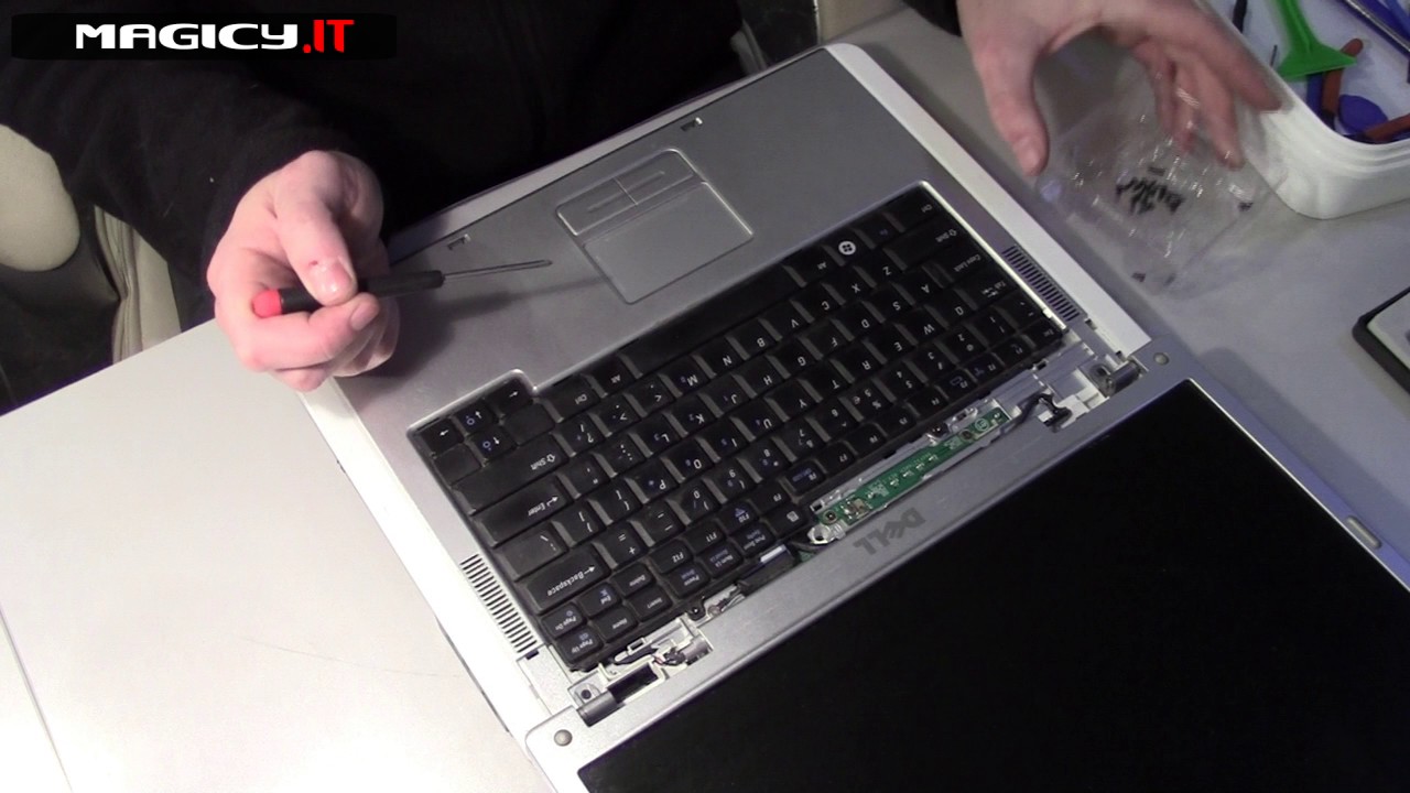 Dell Inspiron 1501 Disassembly