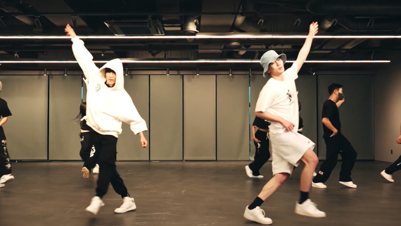 KEY - 'Villain (Feat. JENO of NCT)' Dance Practice Mirrored