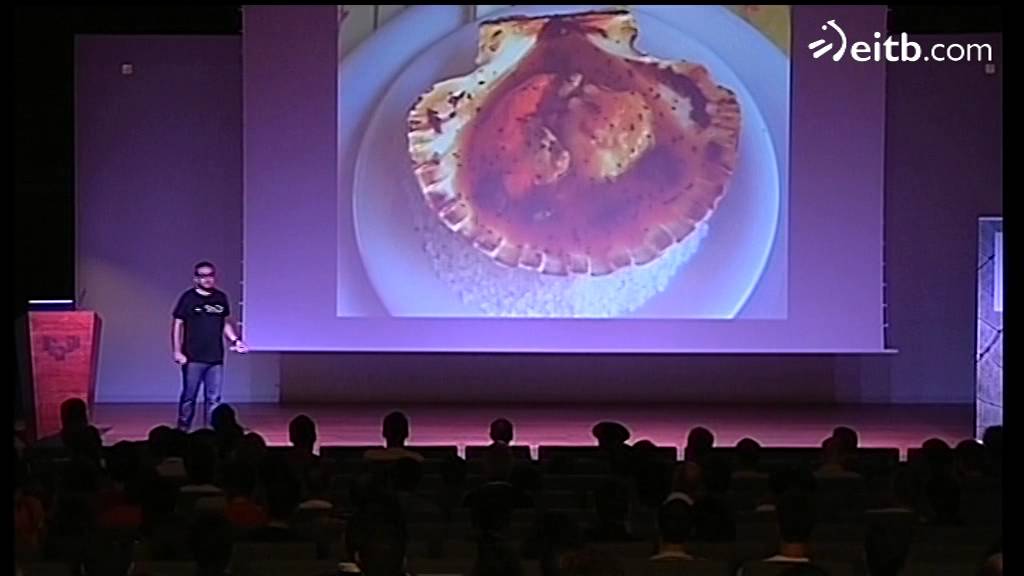 Naukas Bilbao 2013: Sergio L. Palacios con vieiras, submarinos y espermatozoides