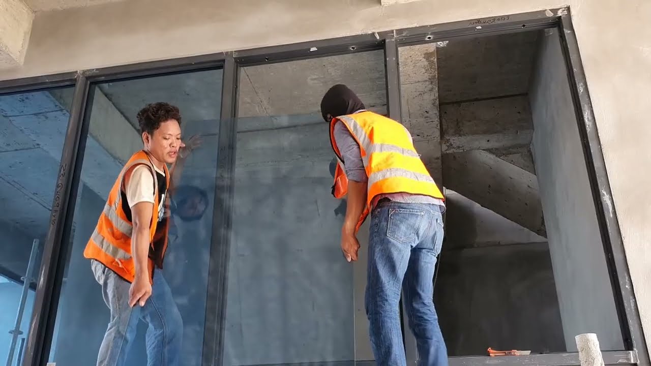 The Ultimate DIY Guide to Glass Wall Installation!