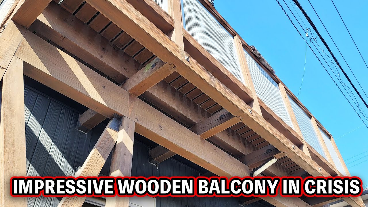 Beautiful wooden balcony. The veranda exposed to the rain needs maintenance! [Japanese carpenter]