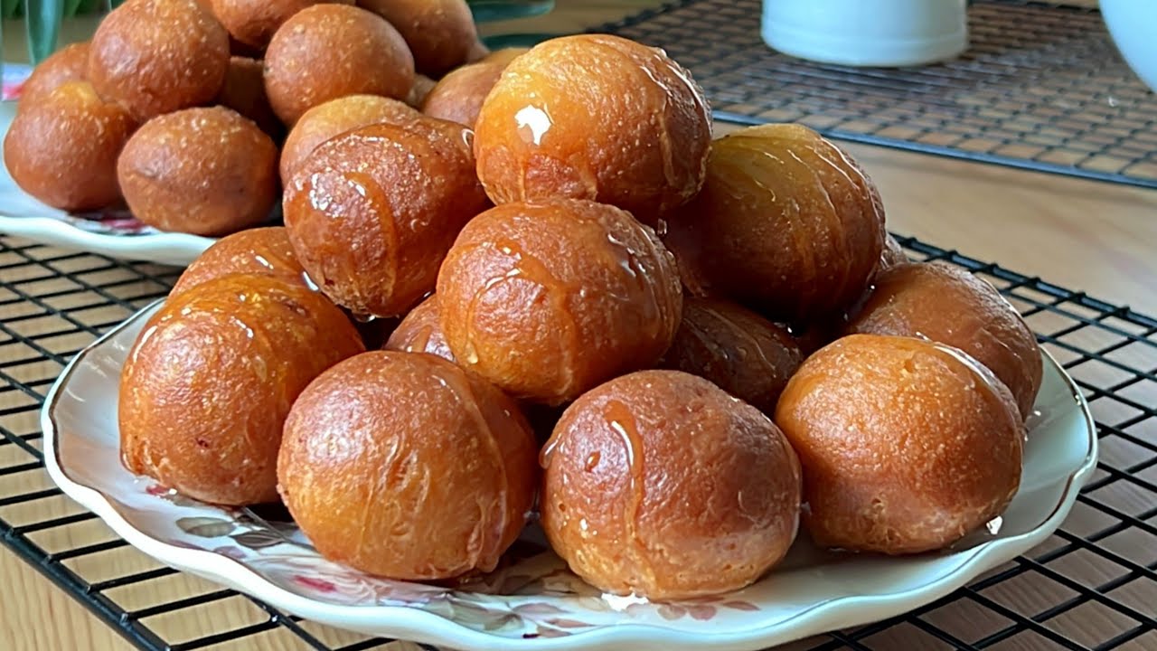 لقيمات محشيه بالجبن خطييييرة بعجينة طريه خفيفة كالقطن😋#وصفات_رمضان_