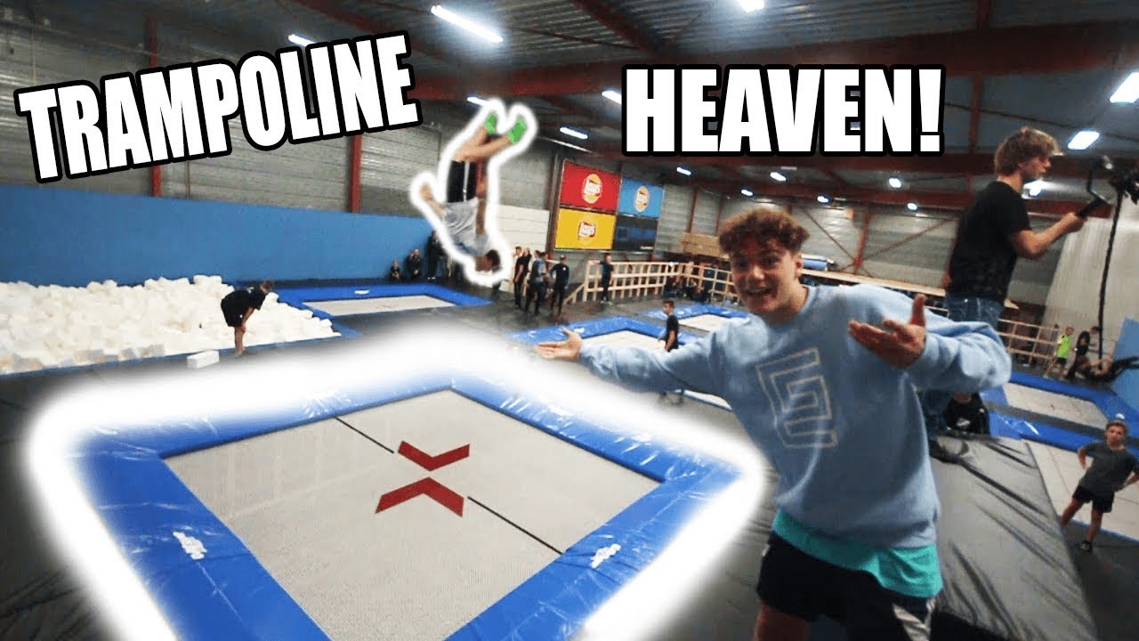 THE CRAZIEST TRAMPOLINE PARK OPENING SESSION! *QUADS LANDED*