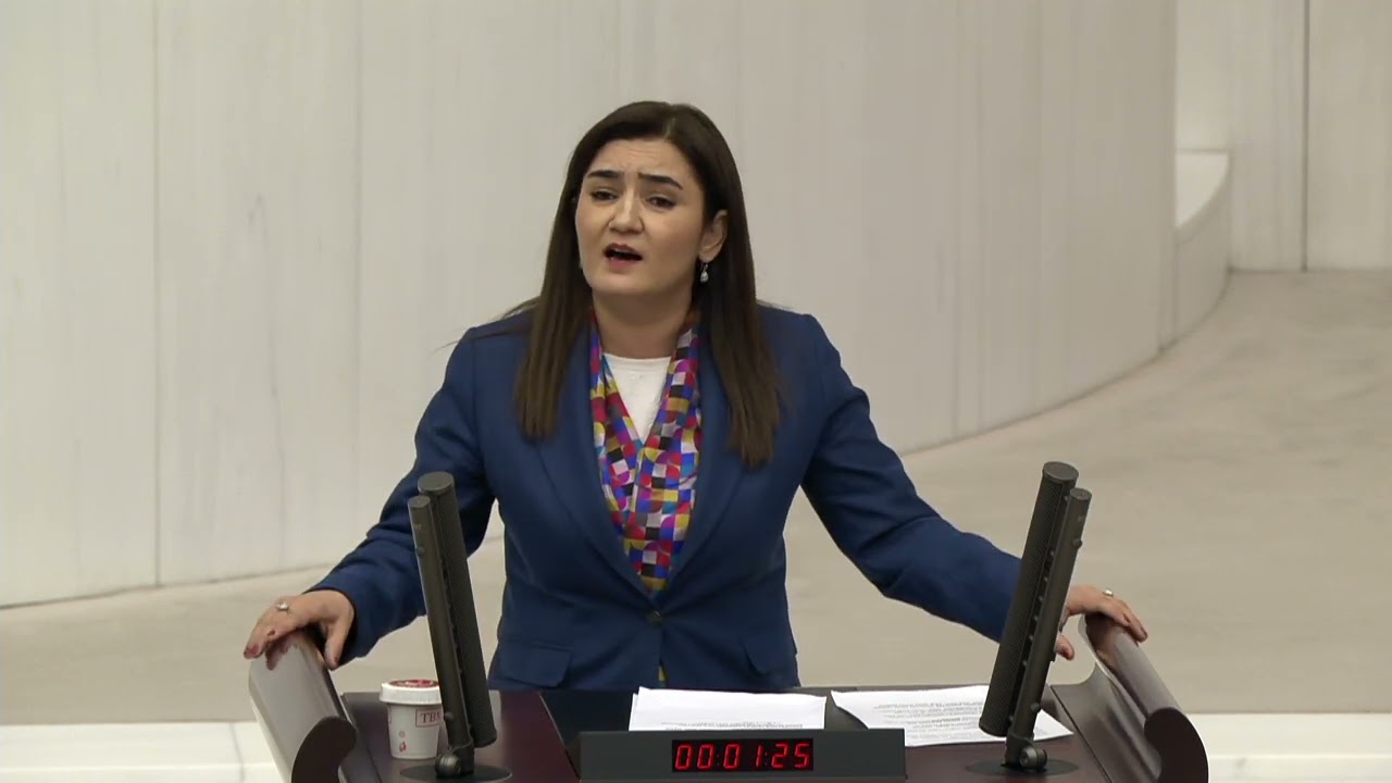 Epstein dosyası, dünyanın vicdanını sarsan bir karanlığı gösterdi.