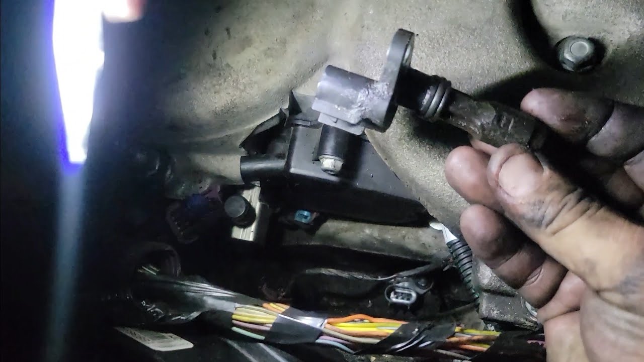 Chevrolet Impala remove camshaft position sensor