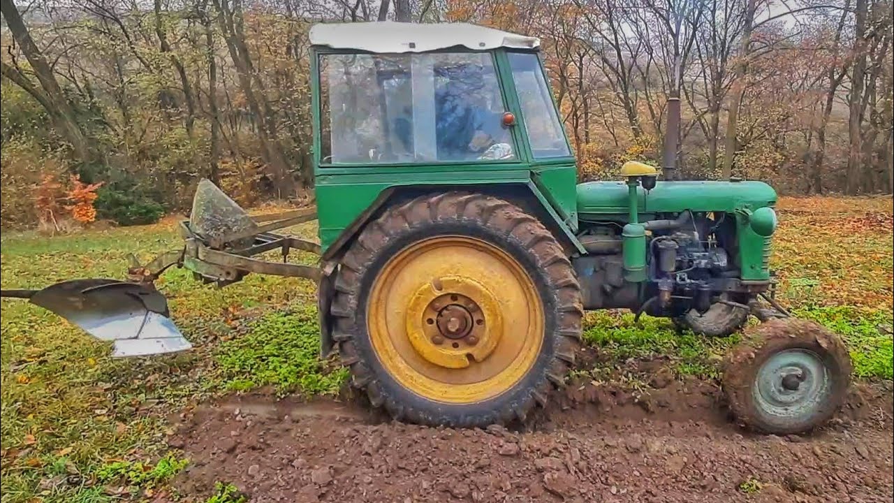 Zetor 25K | Orba jednoradličným pluhem