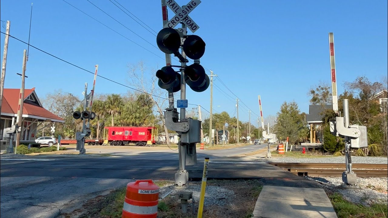 Henry St., Crossing tour, Milton, Florida ￼