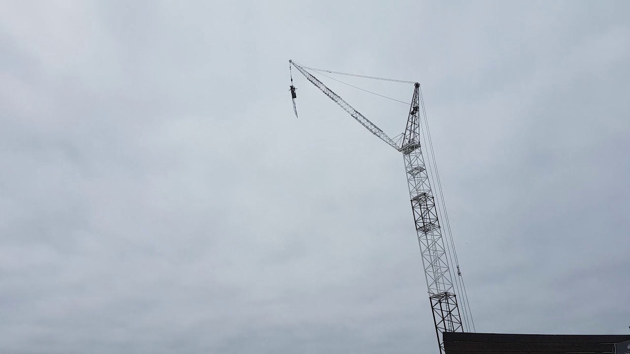 Bungee Jumping from 69m high tower crane - Refshale&oslash;en Copenhagen - Visit Denmark