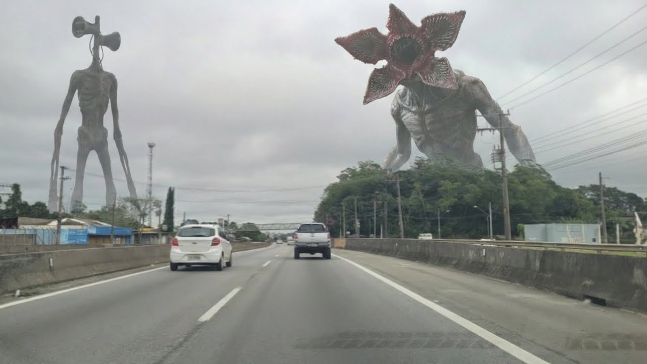 Giant Siren Head or Giant Demogorgon (Horror Short Video)