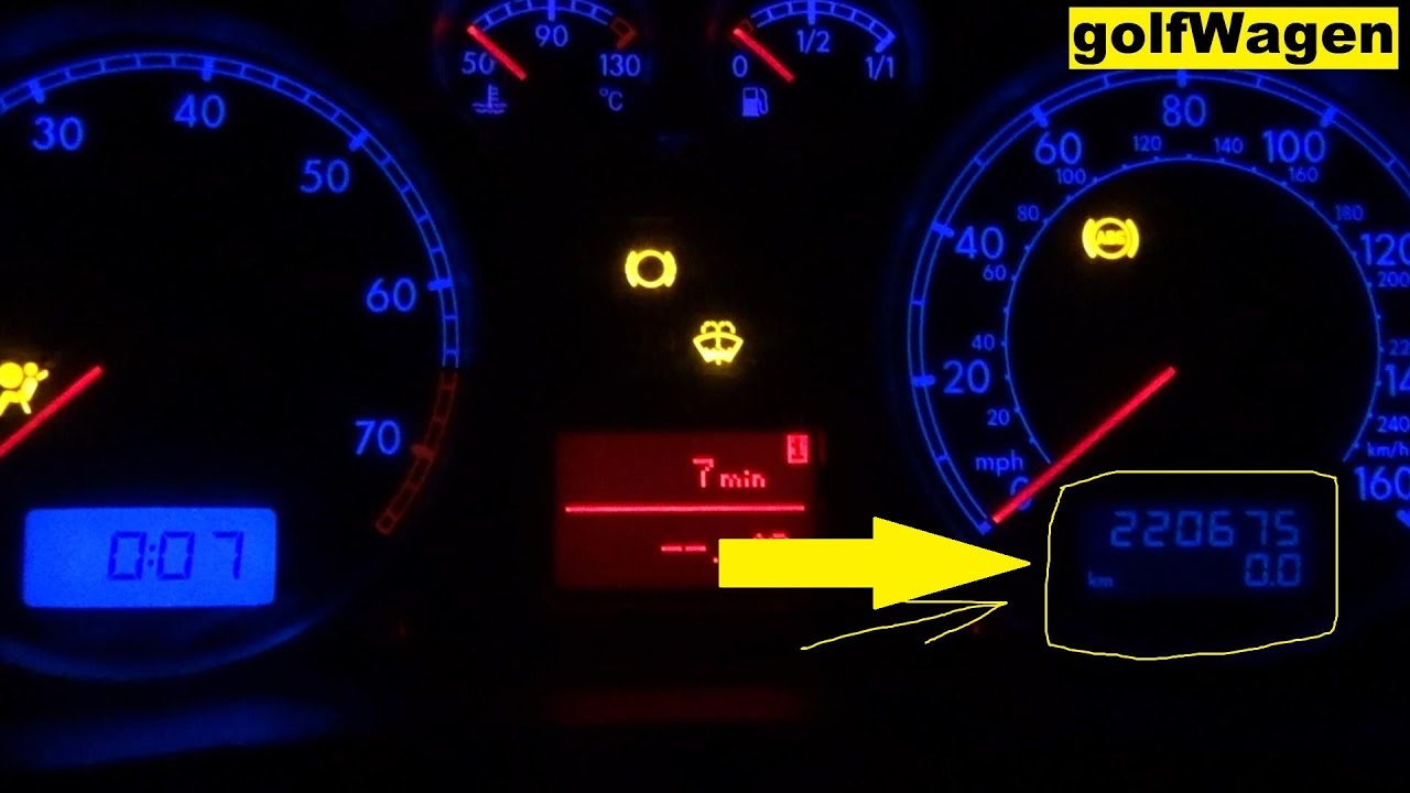 VW Golf 4 display color invert :( /the black foil must be removed from the original display/