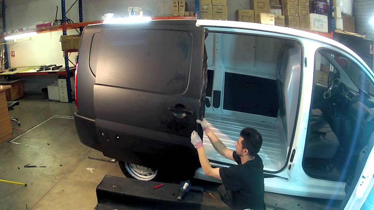 Black Matt - 2B Total Covering -  Car Wrapping - on Jumpy Citroën - Time Lapse