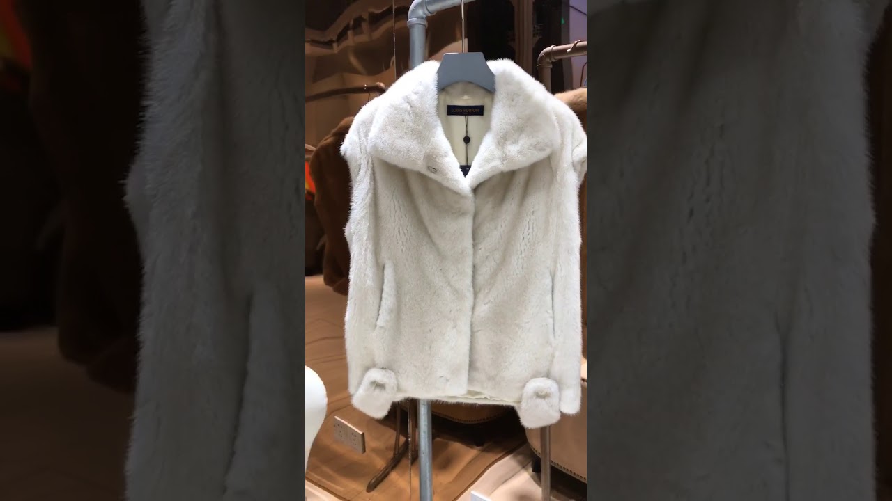Louis vuitton luxury beige Mink vest  fur waistcoat sleeveless mink fur jacket