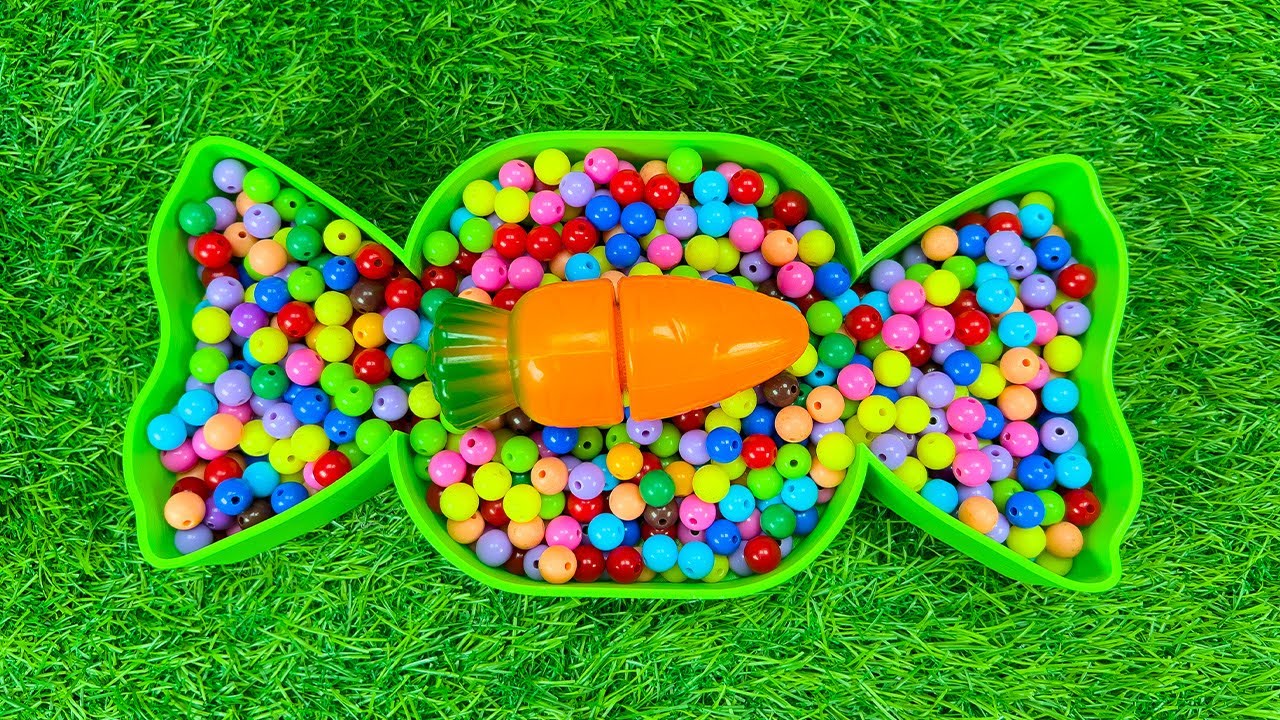Soothing ASMR: Bright Candy and Makeup Blending in a Dreamy Pool 🍭💖
