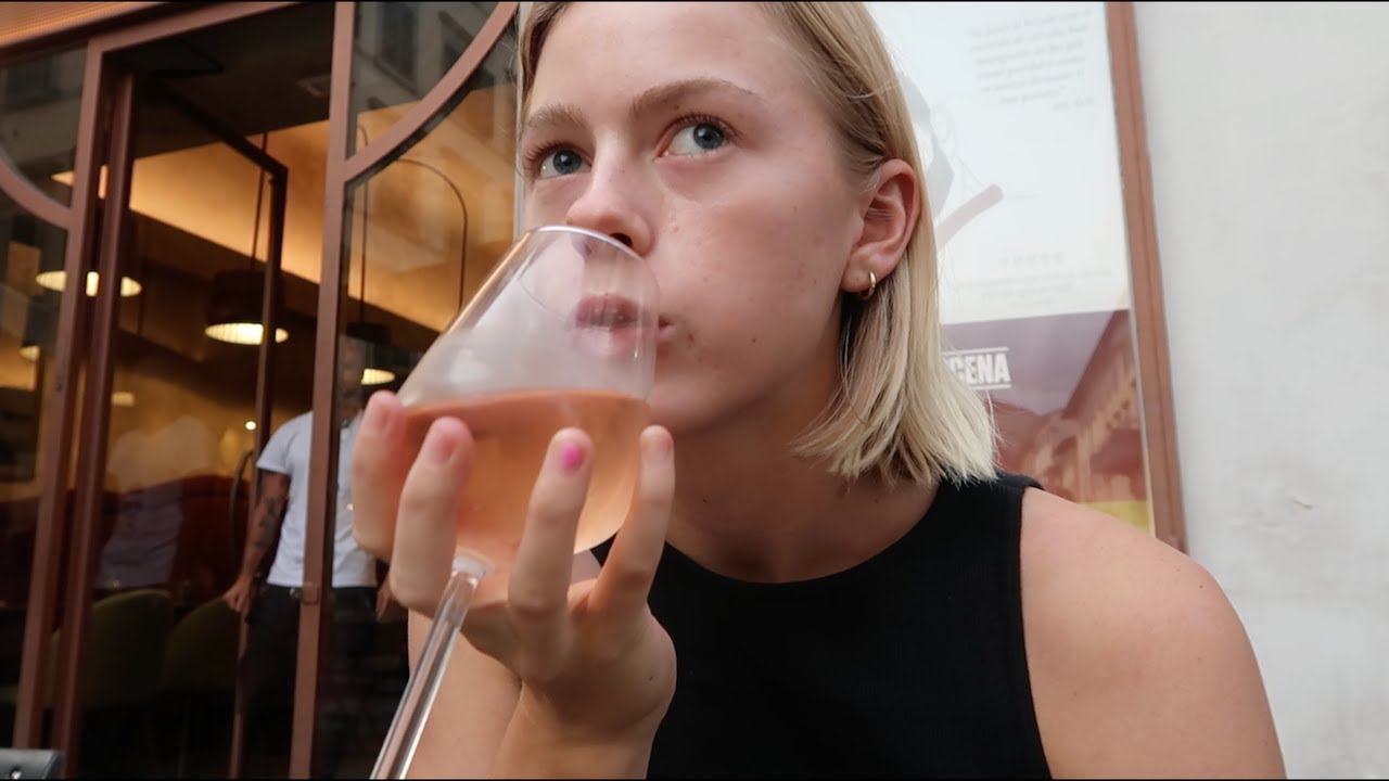 a tour of my apartment in italy