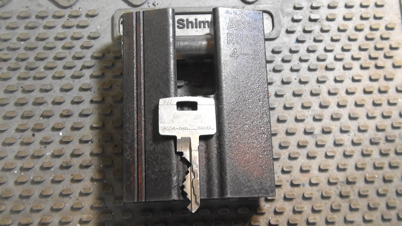 Vintage ASSA RUKO 4-5 disassembly with Gin Spools