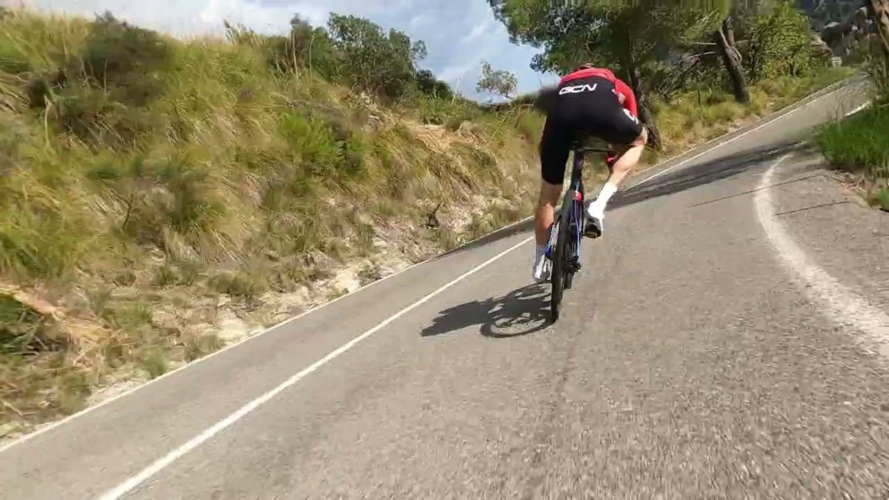 Steady Col De Femenia descent with GCN's Oli Bridgewood