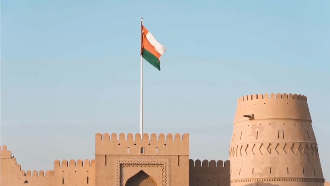 اهداء من  سالم المعمري ومحمد الكندي الى سعادة السيد الدكتور محافظ البريمي حمد بن احمد البوسعيدي
