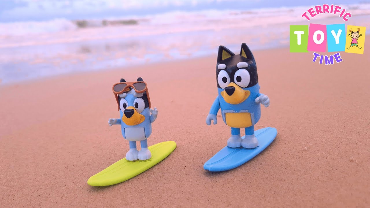 Bluey's Beach Day with Dad | Bluey Toys