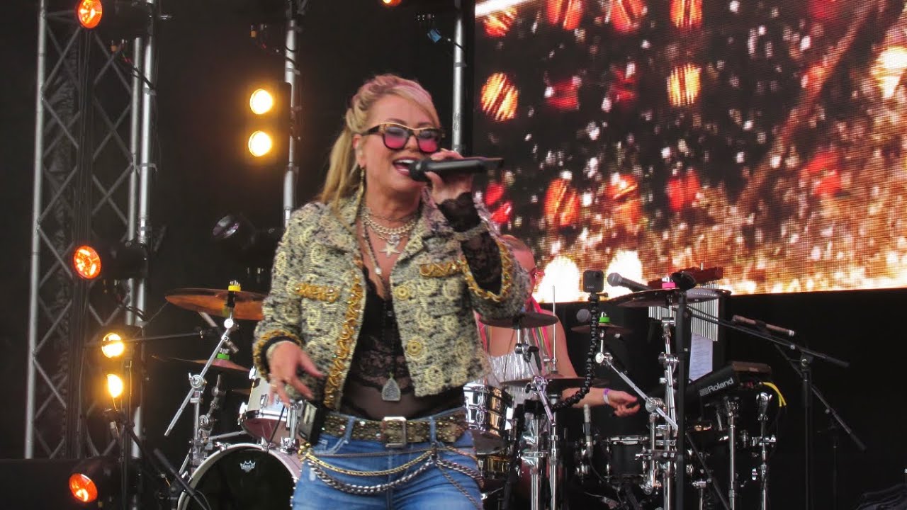 Anastacia Medley Of Hits -  Derby Day Melbourne Australia Live (November 2nd 2024)