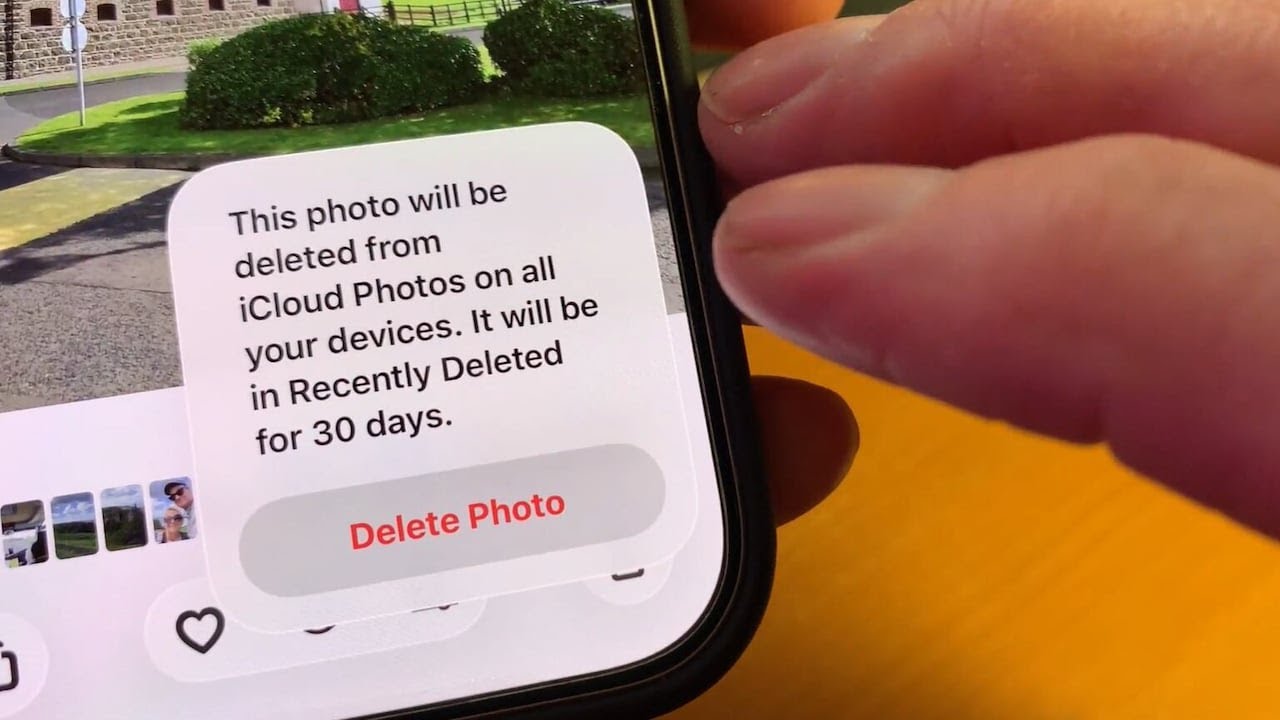 What the Tech: How to correctly delete iPhone photos