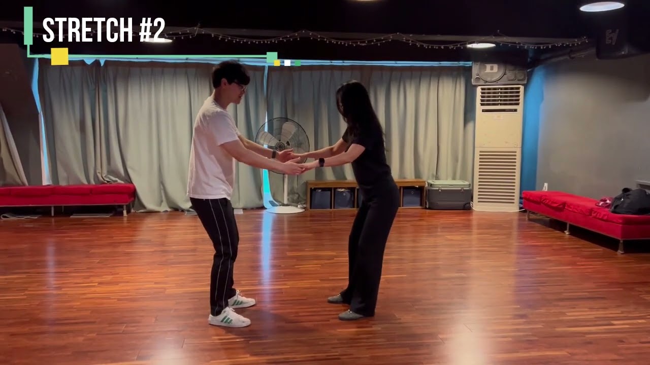 Stretch in Lindy Hop(Swing Dance) #2