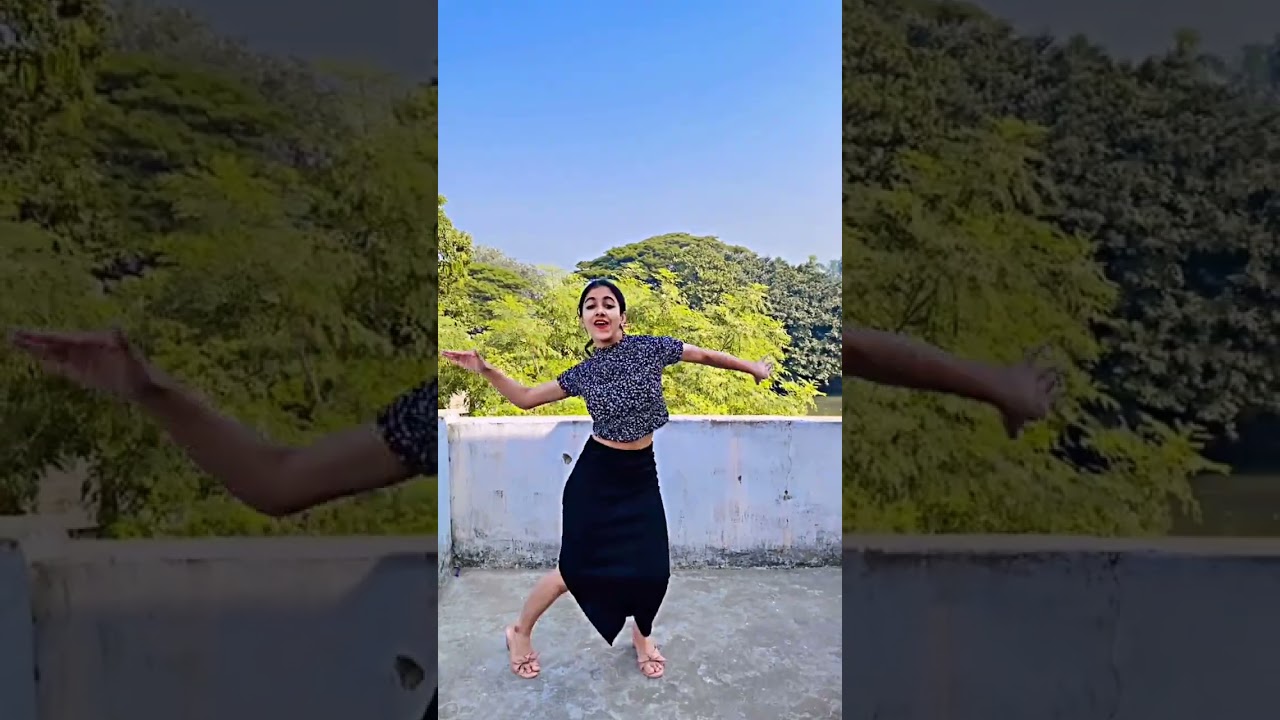 ଏ ପାରୁ 😃 Dipa Mishra New Odia Short Video // Odia Cute College Girl Status Video #syshort #shorts
