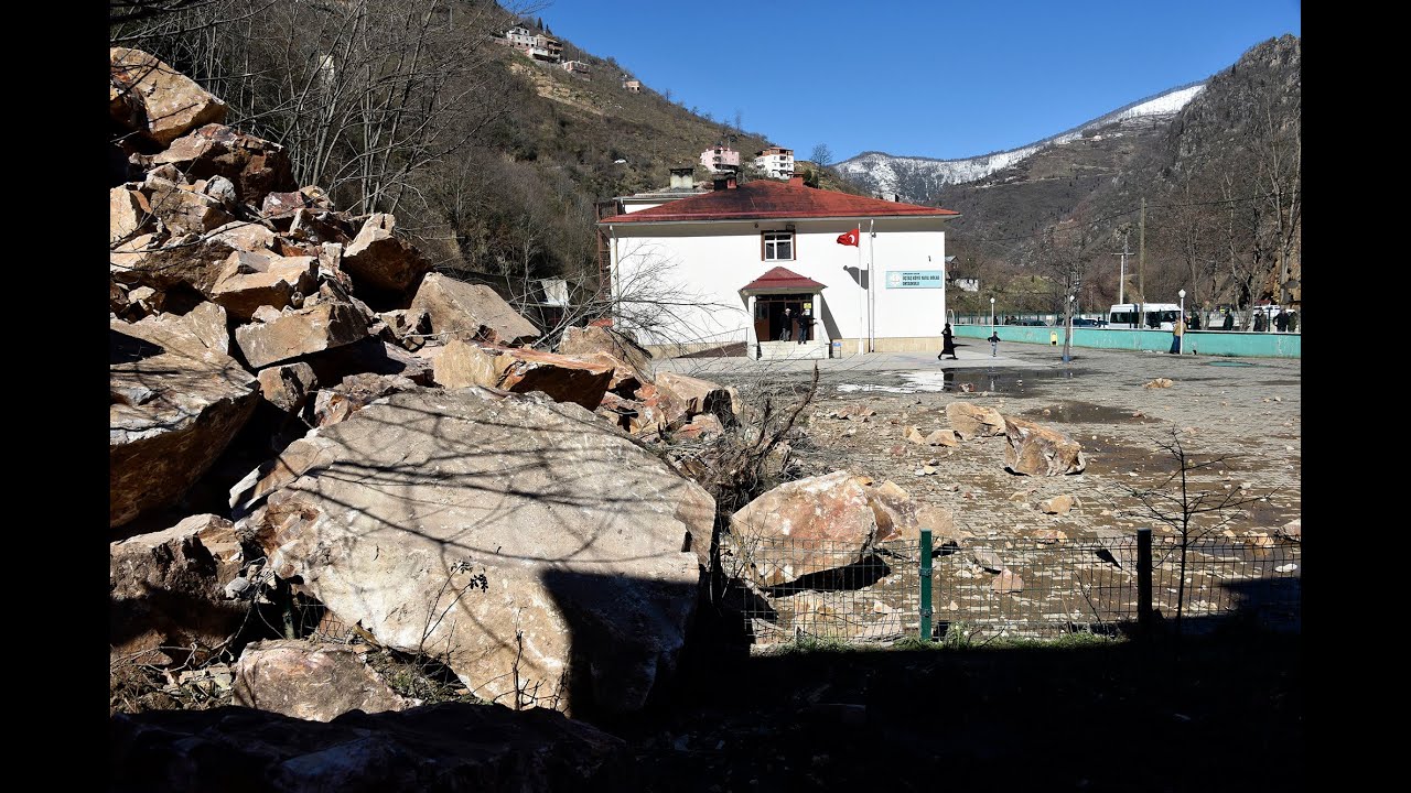 Kürtün'deki o okul tatil edildi, pansiyonu boşaltıldı