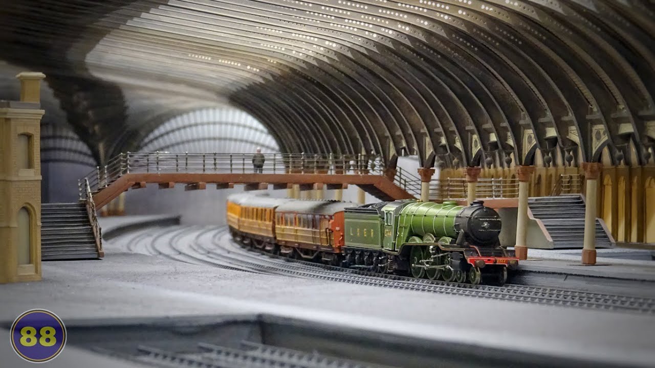 BRITAIN'S FINEST MODEL RAILWAYS - Larkrail Model Railway Exhibition 2022 - 23/07/2022