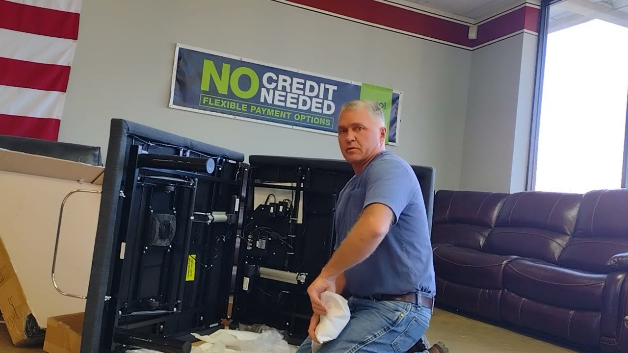 Adjustable base unboxing and assembly teaching video