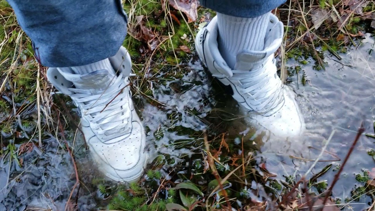 Faux-Toon AF1 and Air Max 90 Mudventure Pt 2 - AF1 Get Wet and Stomp the 90s