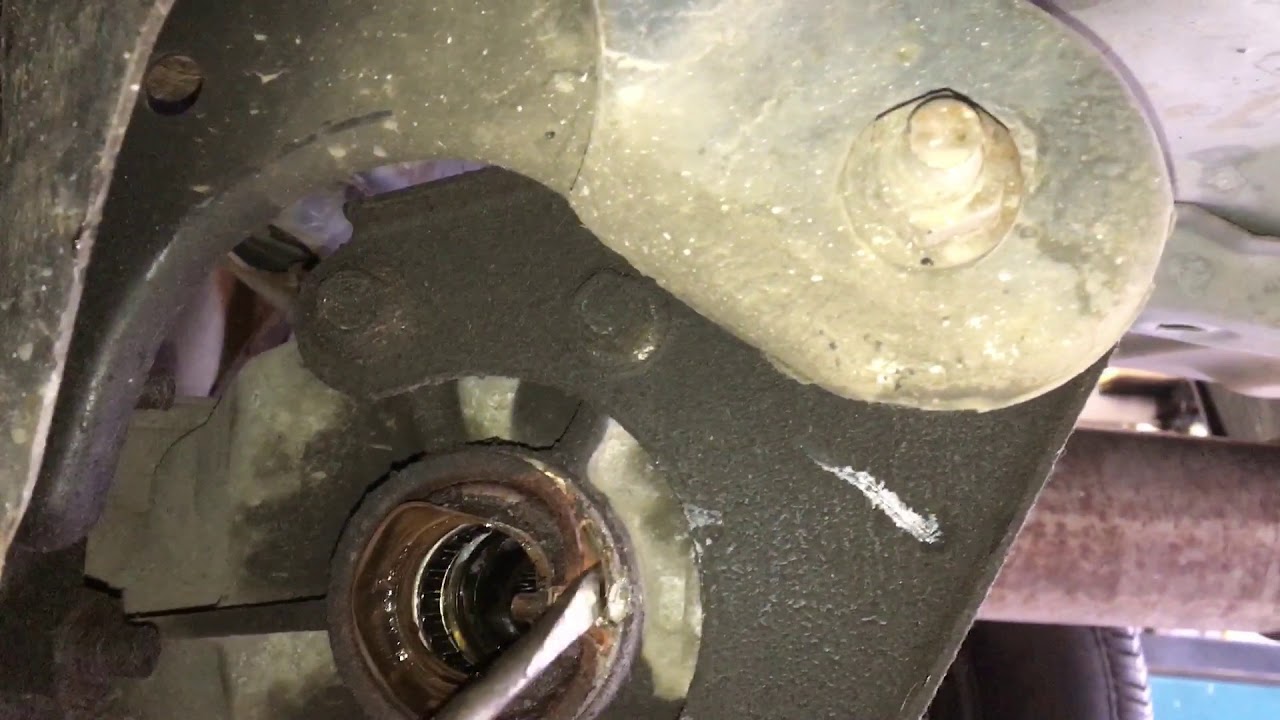 2012 Ford Escape rear axil seal