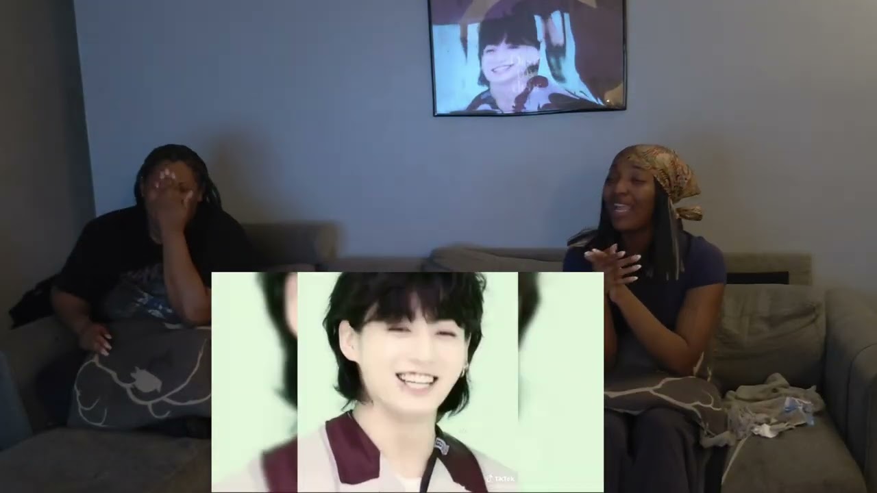 BTS TIKTOK EDITS COMPILATION #18 REACTION!!!!!😍🤤😵💟