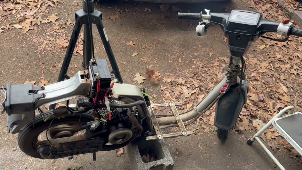 1986 Honda Spree Restoration 2