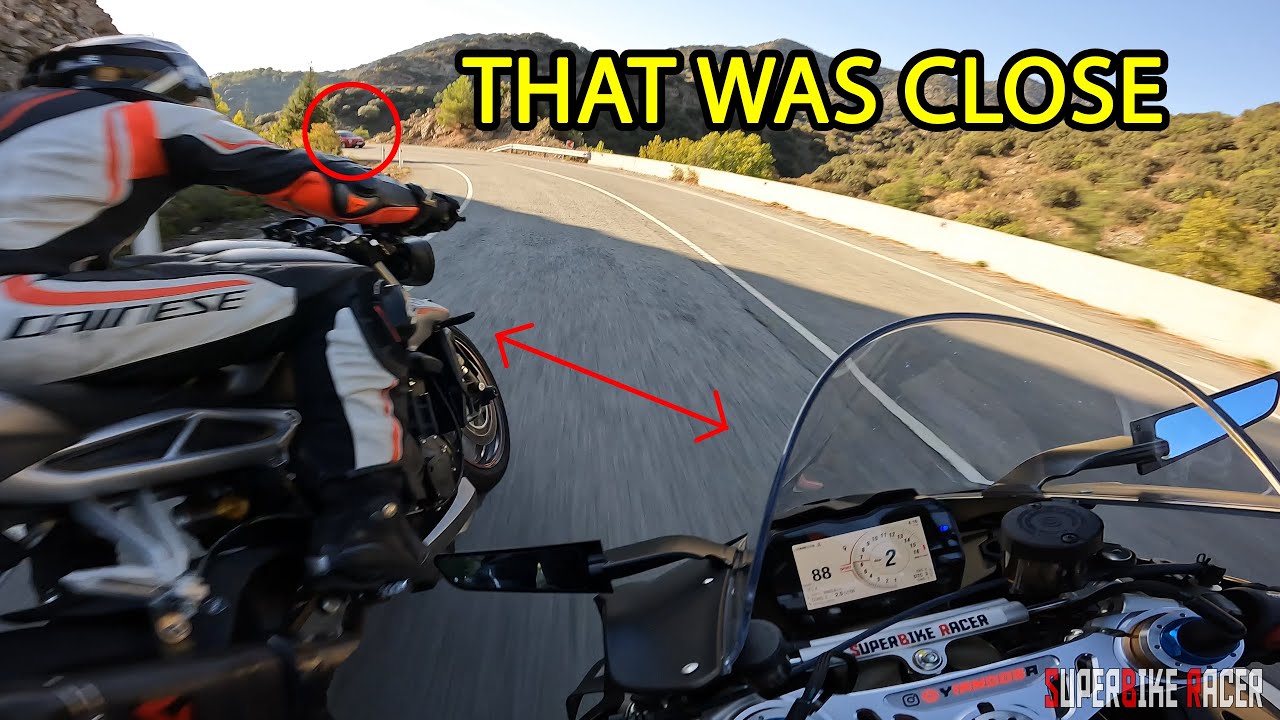 Ducati Panigale Chasing Triumph 765 Rs and Ninja 636