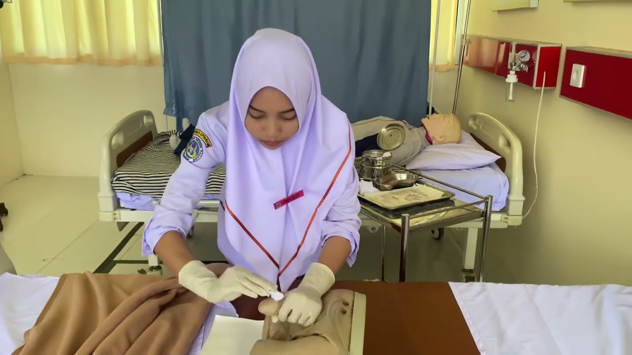 PRAKTEK PENIS HYGIENE