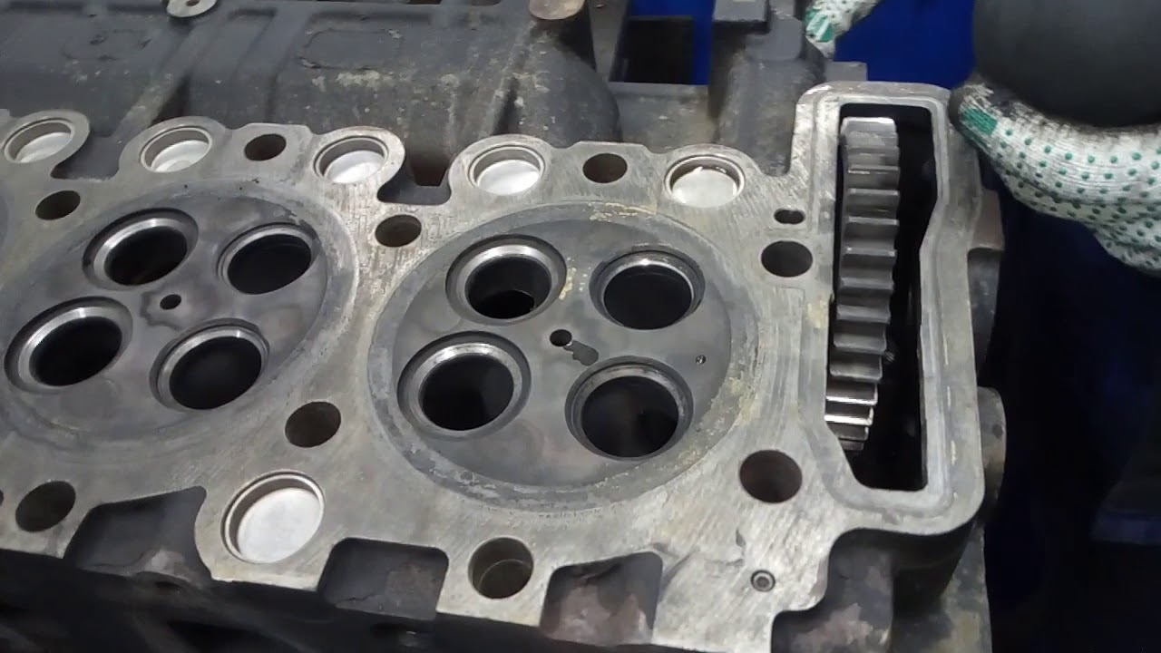 Головка блока MAN D2066 трещина в выпускном канале