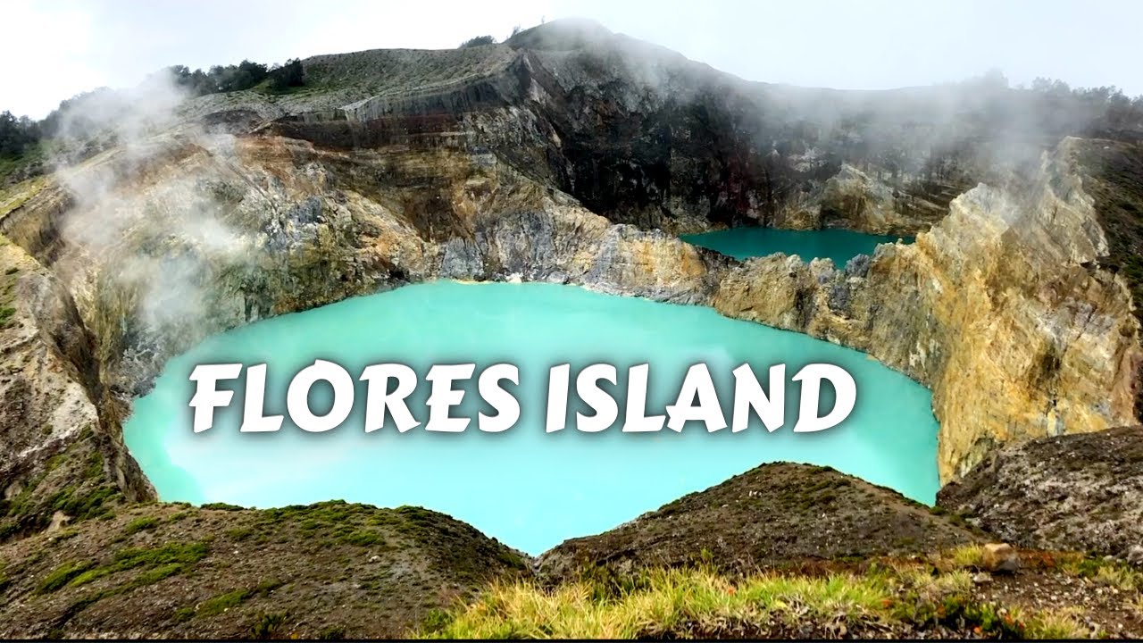 FLORES by motorbike / Wae Rebo, volcano Kelimutu, Bajawa, Ruteng, hobbit cave/ Indonesia Travel Vlog