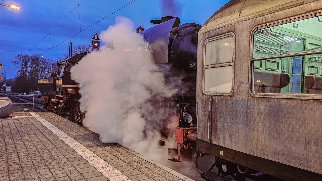Dampflok 52 7409 bei der Ausfahrt  aus Dieburg 
