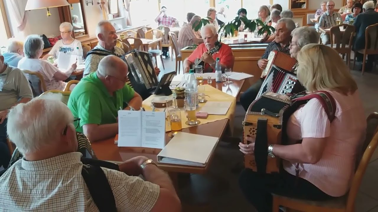 Über uns der blaue Himmel - Singen im Rhön-Hotel Grabenhöfchen/Poppenhausen am 16.06.25