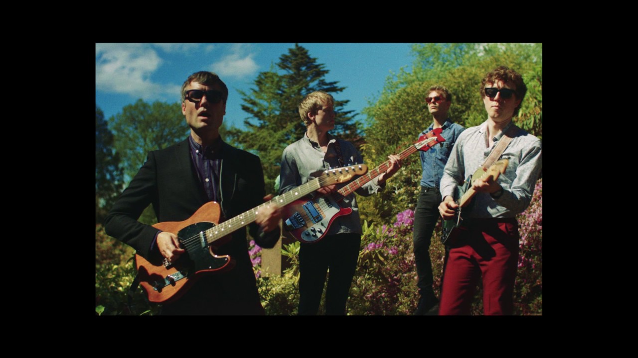 John Hassall & The April Rainers - Whether Girl