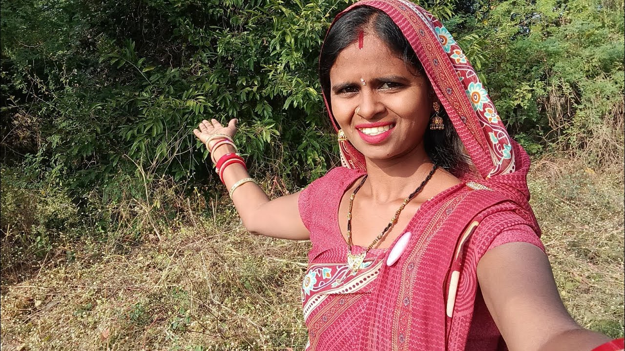 चलो दोस्तों दिखाती हूं आज हमारे गांव का जंगल❤️