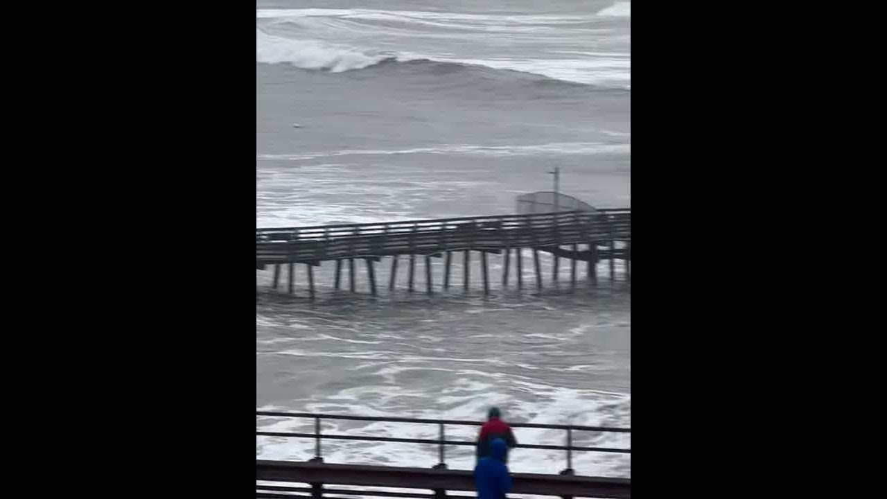 High tide causes destruction at Capitola wharf