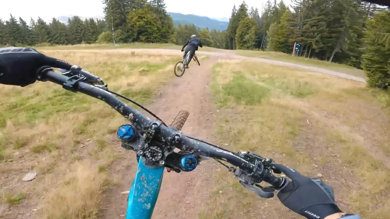 Pinned top to bottom lap down Morzine Pleney