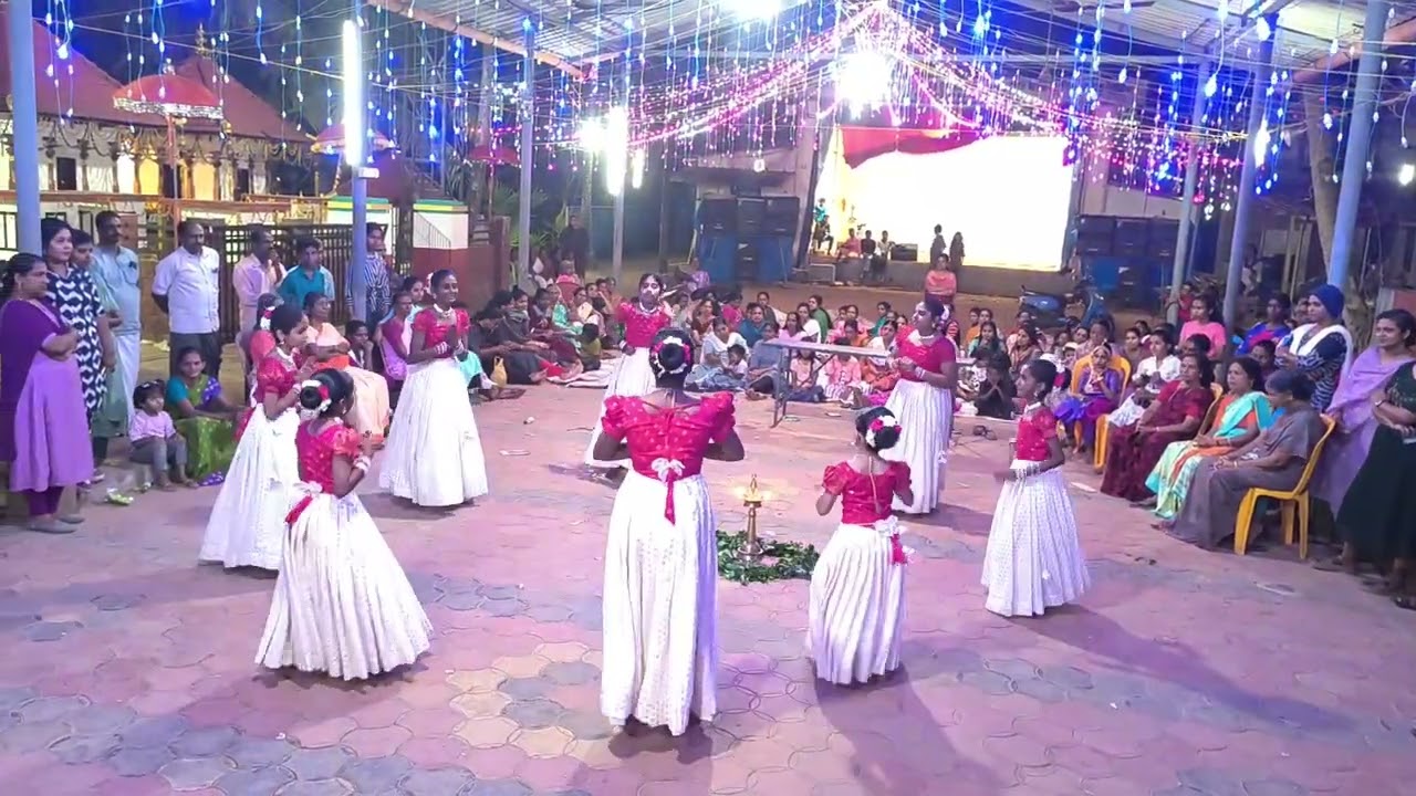 Chaithanya Klasamathy junior Kaikottikali പുത്തൻകരിയിൽ ദേവി ടെമ്പിൾ Kumarapuram #dance 