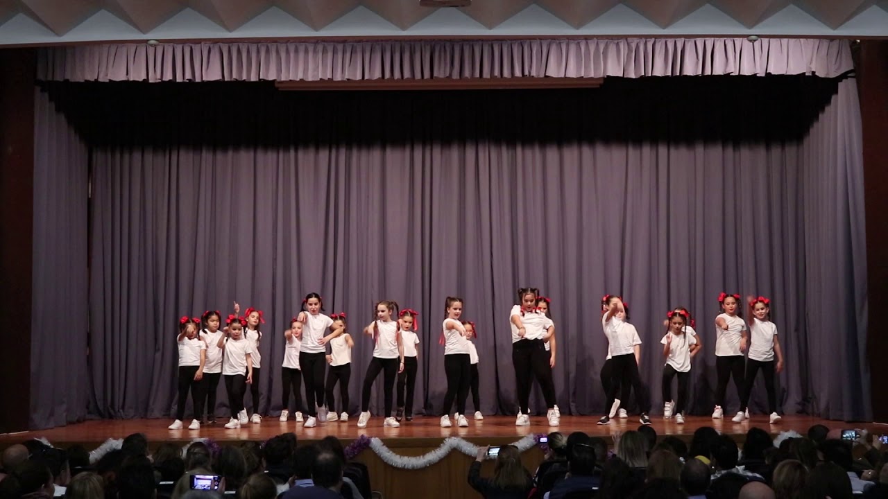 Commercial inicial 1 (1º Gala de Navidad) - Feeling dance studio