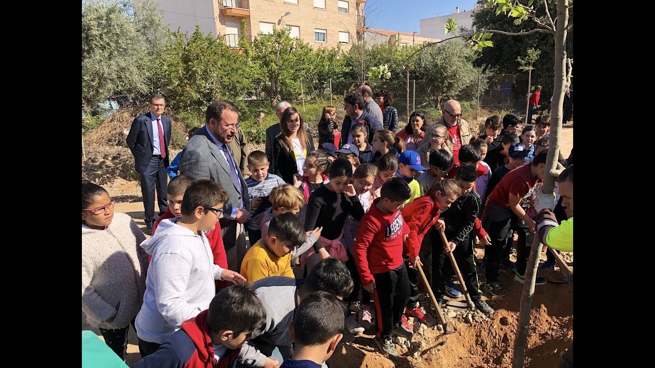 Los alumnos del colegio Francisco Noguera llenan de energía la Vía Verde